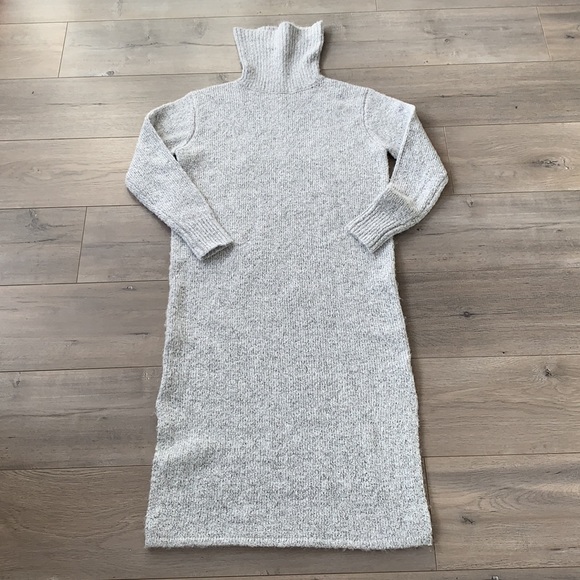 Yet Again Grey Wool Spandex Blend Long Turtleneck Sweater Dress Medium - Picture 3 of 13